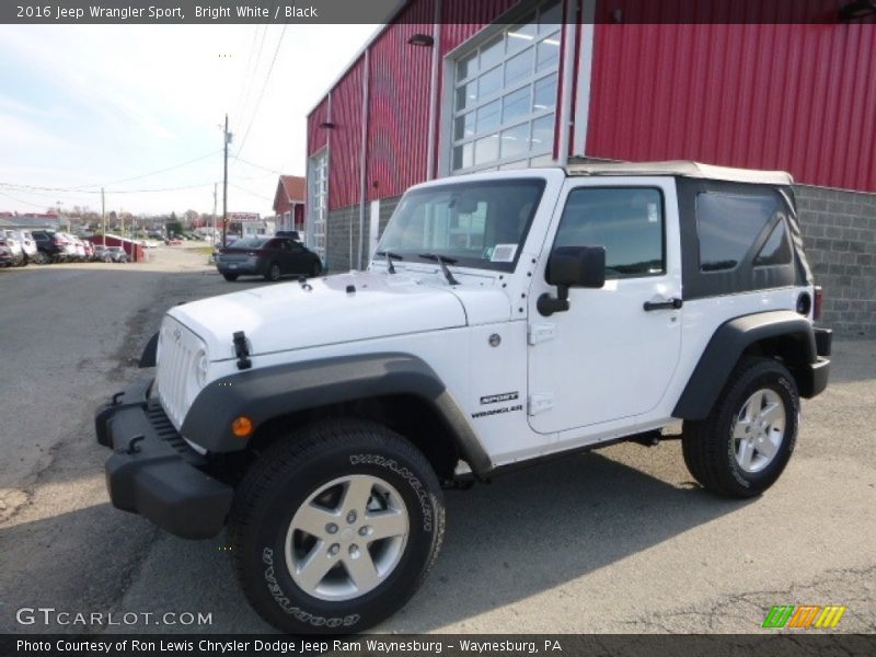 Bright White / Black 2016 Jeep Wrangler Sport