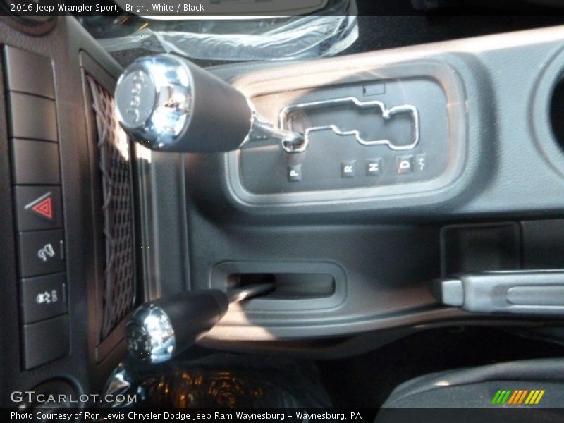 Bright White / Black 2016 Jeep Wrangler Sport