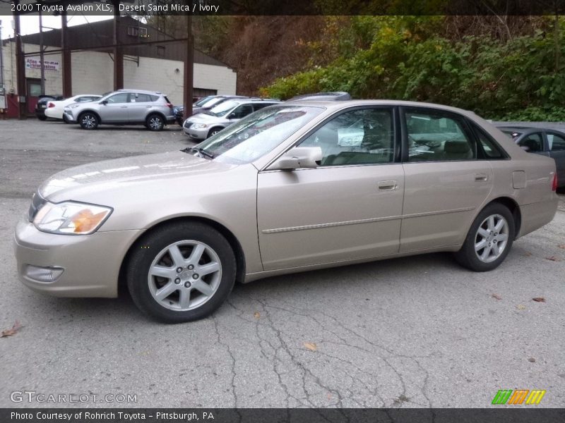 Desert Sand Mica / Ivory 2000 Toyota Avalon XLS