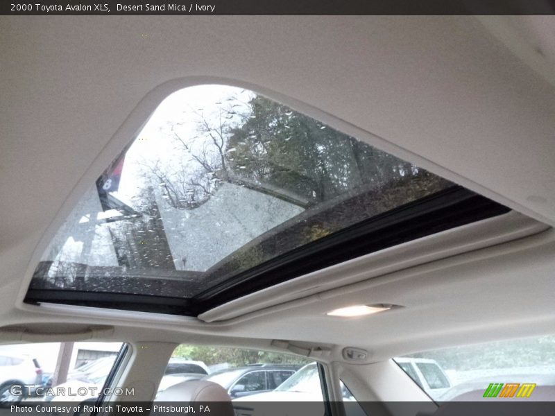 Desert Sand Mica / Ivory 2000 Toyota Avalon XLS