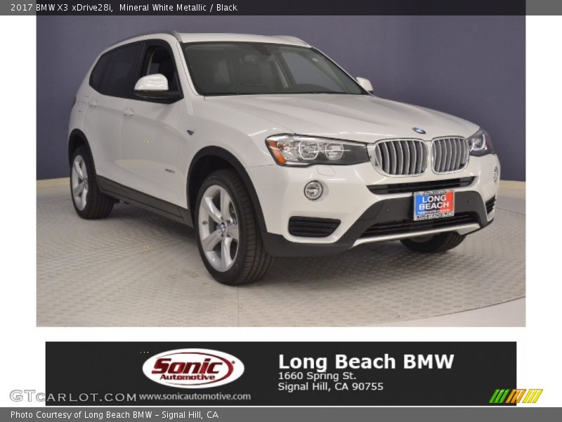 Mineral White Metallic / Black 2017 BMW X3 xDrive28i