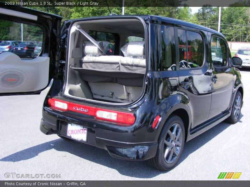 Super Black / Light Gray 2009 Nissan Cube 1.8 SL