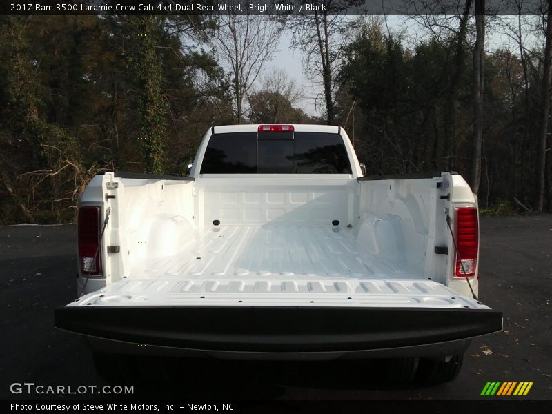 Bright White / Black 2017 Ram 3500 Laramie Crew Cab 4x4 Dual Rear Wheel