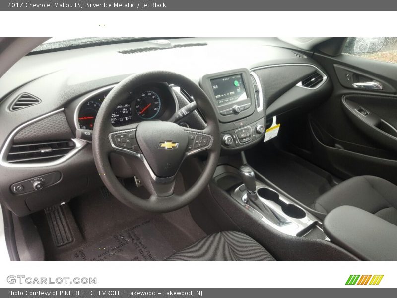 Silver Ice Metallic / Jet Black 2017 Chevrolet Malibu LS