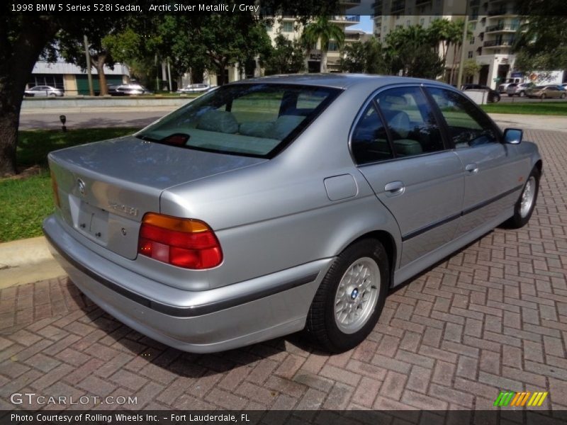 Arctic Silver Metallic / Grey 1998 BMW 5 Series 528i Sedan