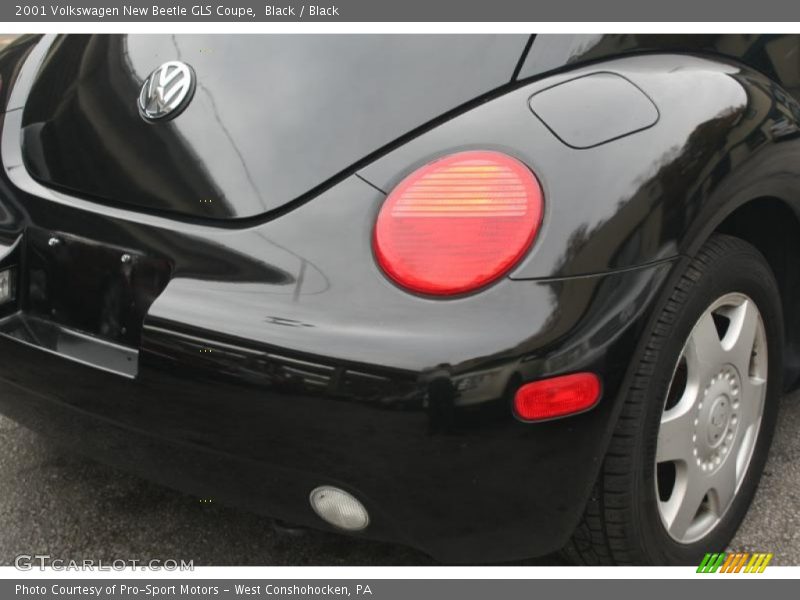 Black / Black 2001 Volkswagen New Beetle GLS Coupe