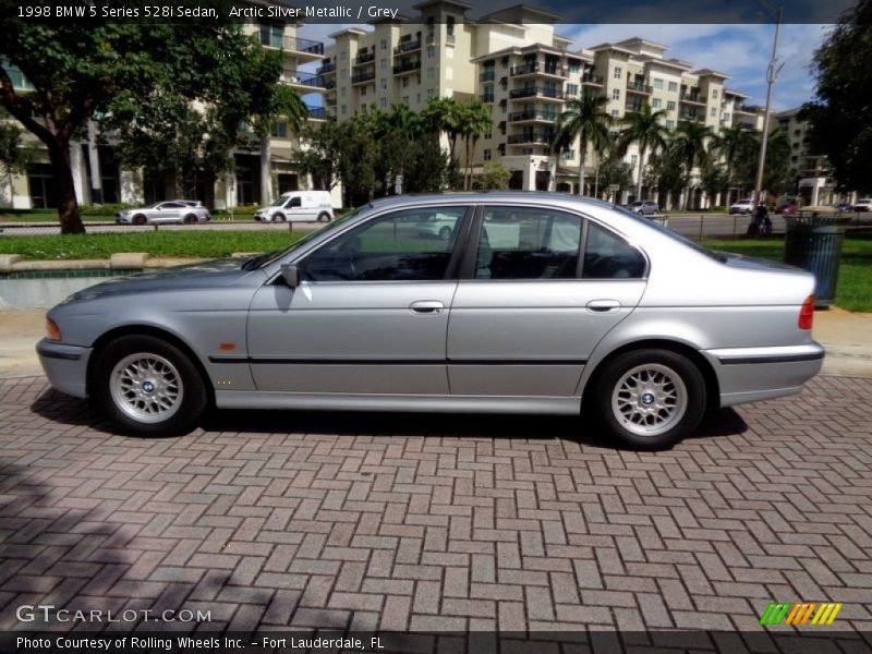 Arctic Silver Metallic / Grey 1998 BMW 5 Series 528i Sedan