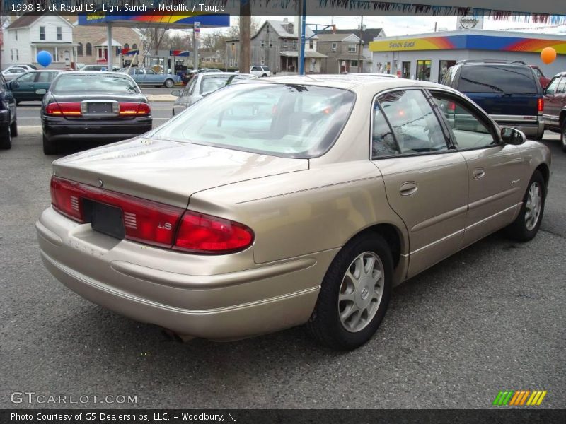 Light Sandrift Metallic / Taupe 1998 Buick Regal LS