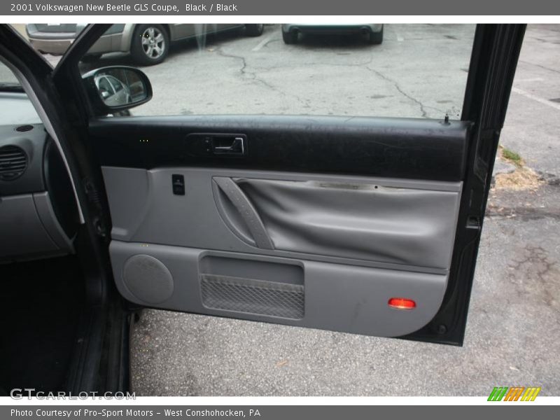 Black / Black 2001 Volkswagen New Beetle GLS Coupe