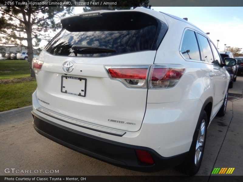 Blizzard Pearl / Almond 2016 Toyota Highlander Limited AWD