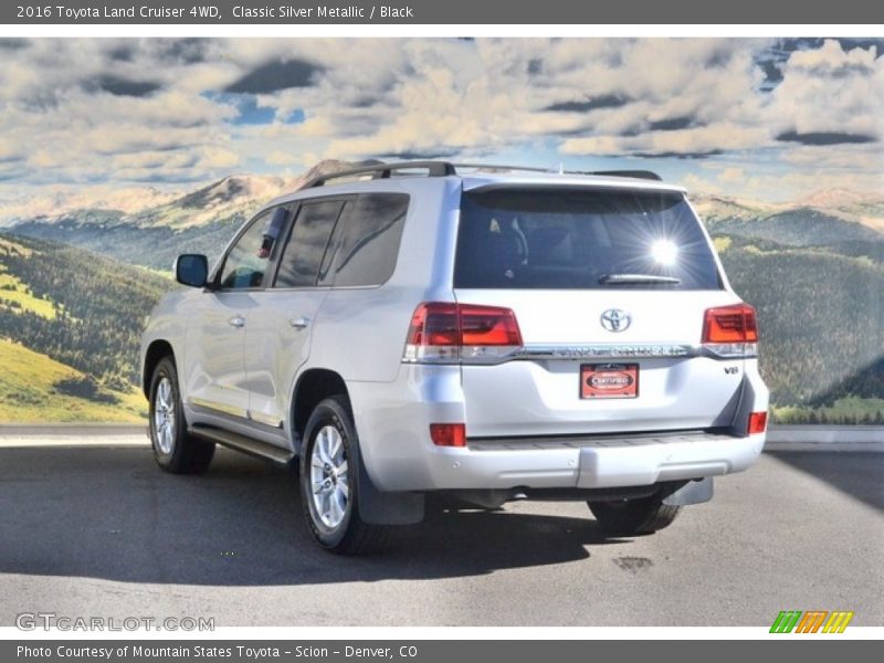 Classic Silver Metallic / Black 2016 Toyota Land Cruiser 4WD