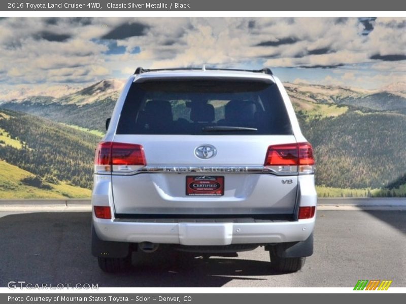 Classic Silver Metallic / Black 2016 Toyota Land Cruiser 4WD