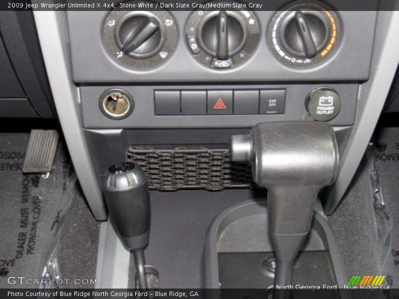 Stone White / Dark Slate Gray/Medium Slate Gray 2009 Jeep Wrangler Unlimited X 4x4