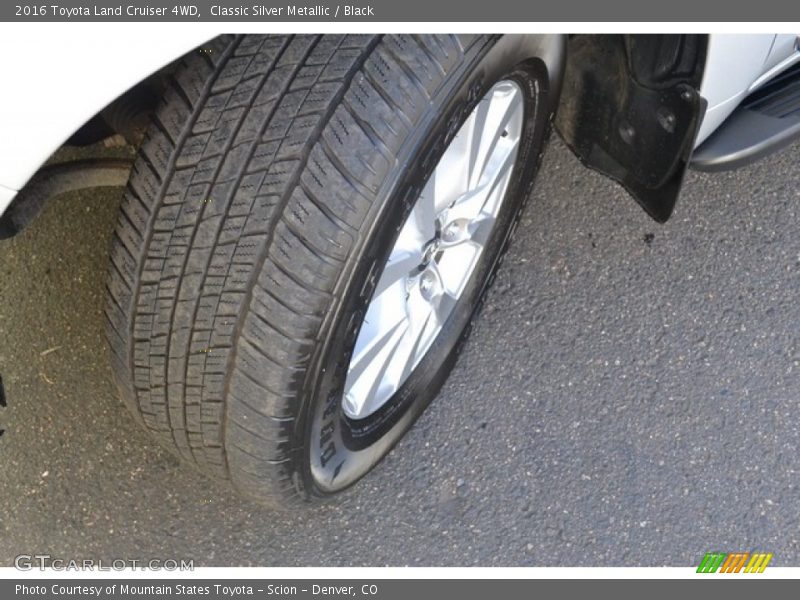 Classic Silver Metallic / Black 2016 Toyota Land Cruiser 4WD