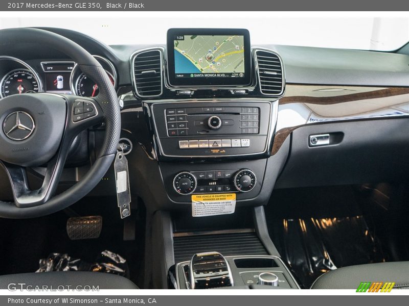 Dashboard of 2017 GLE 350
