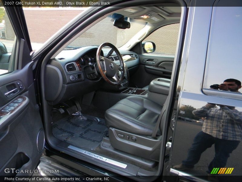 Onyx Black / Ebony Black 2007 GMC Yukon XL Denali AWD