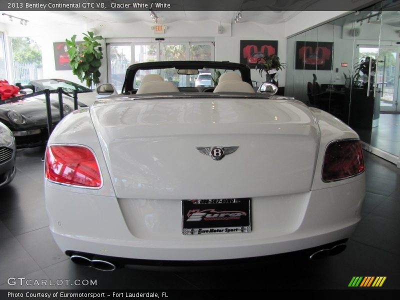 Glacier White / White 2013 Bentley Continental GTC V8