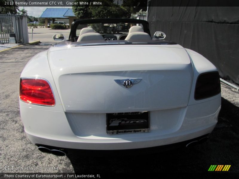 Glacier White / White 2013 Bentley Continental GTC V8