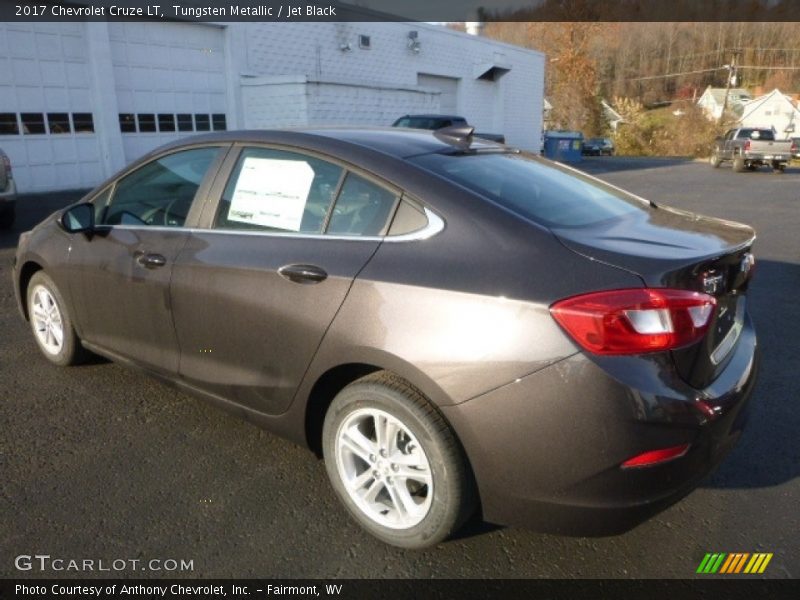 Tungsten Metallic / Jet Black 2017 Chevrolet Cruze LT