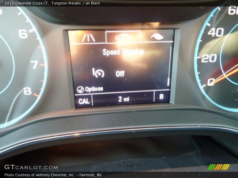 Tungsten Metallic / Jet Black 2017 Chevrolet Cruze LT