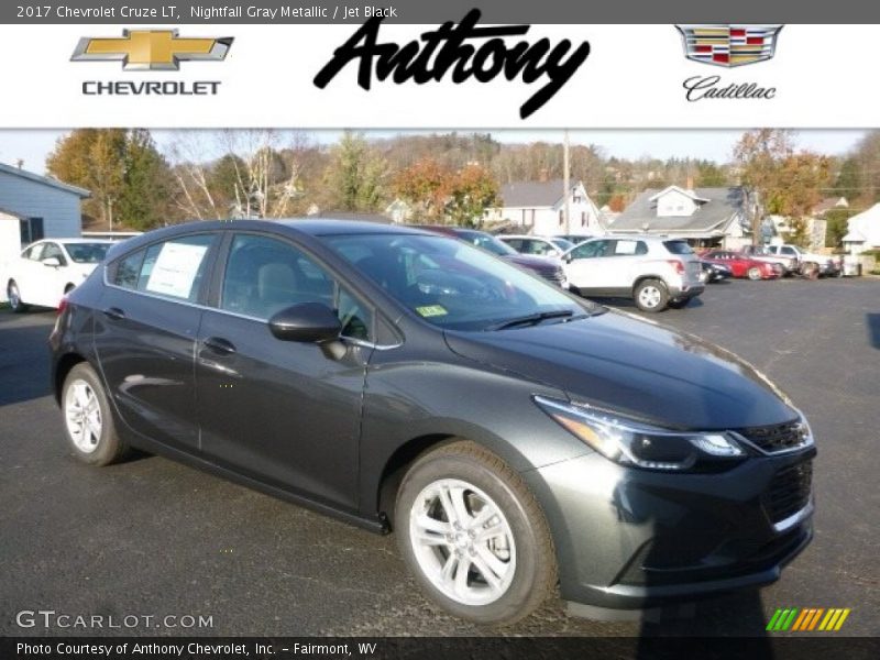 Nightfall Gray Metallic / Jet Black 2017 Chevrolet Cruze LT