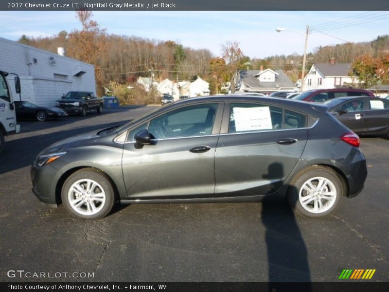 Nightfall Gray Metallic / Jet Black 2017 Chevrolet Cruze LT