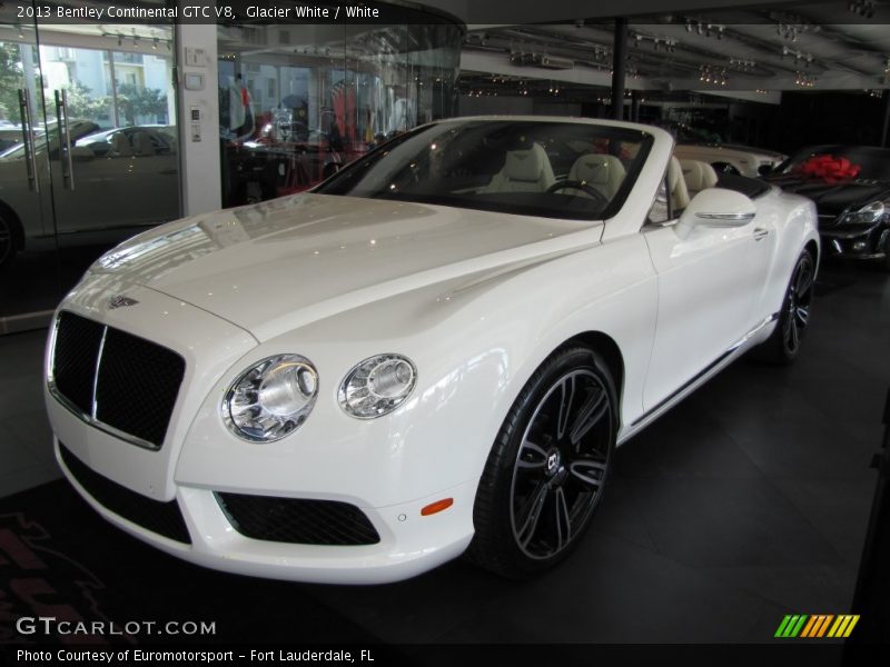 Glacier White / White 2013 Bentley Continental GTC V8