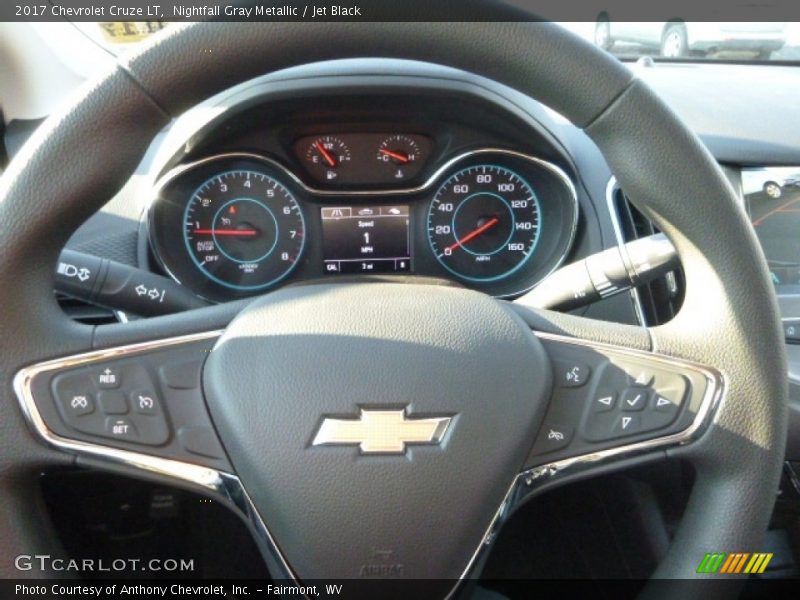 Nightfall Gray Metallic / Jet Black 2017 Chevrolet Cruze LT