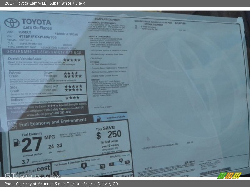 Super White / Black 2017 Toyota Camry LE