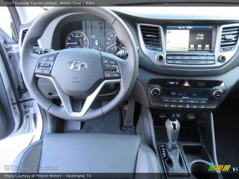 Dashboard of 2017 Tucson Limited
