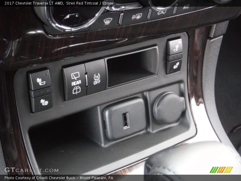Siren Red Tintcoat / Ebony 2017 Chevrolet Traverse LT AWD