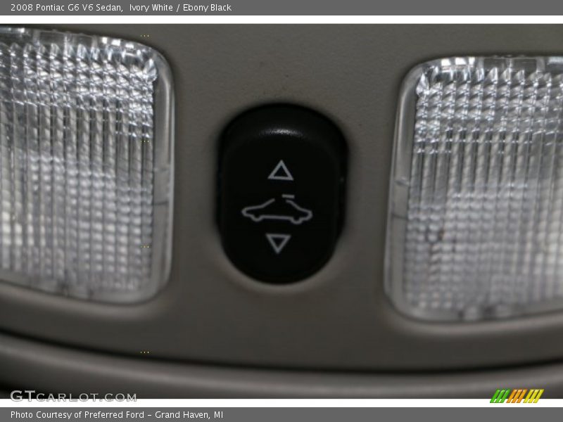 Ivory White / Ebony Black 2008 Pontiac G6 V6 Sedan