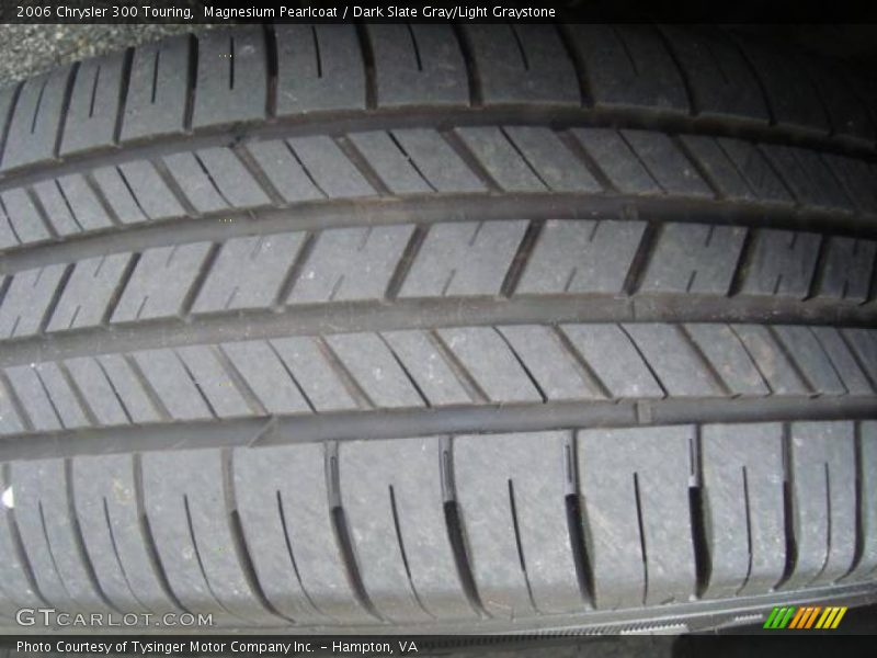 Magnesium Pearlcoat / Dark Slate Gray/Light Graystone 2006 Chrysler 300 Touring