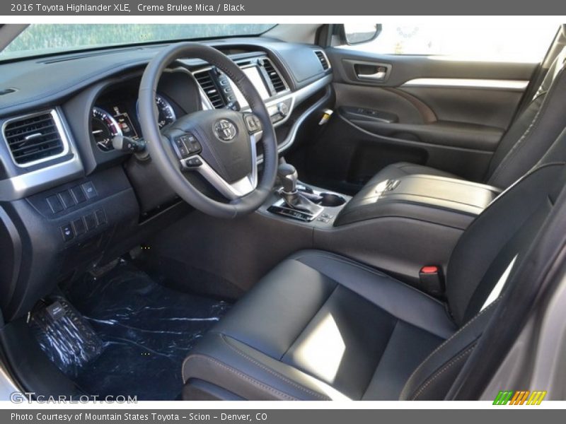 Creme Brulee Mica / Black 2016 Toyota Highlander XLE