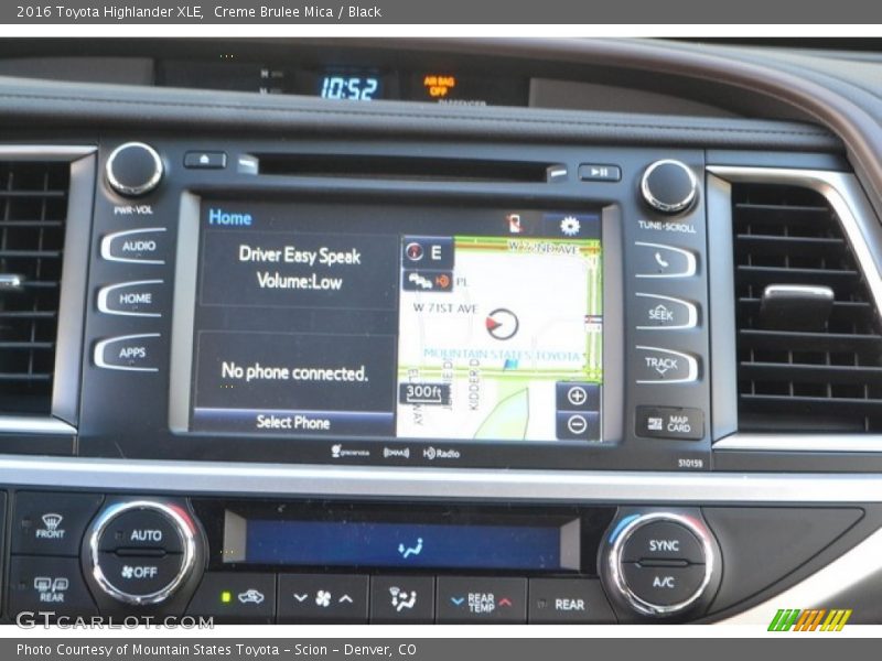 Creme Brulee Mica / Black 2016 Toyota Highlander XLE