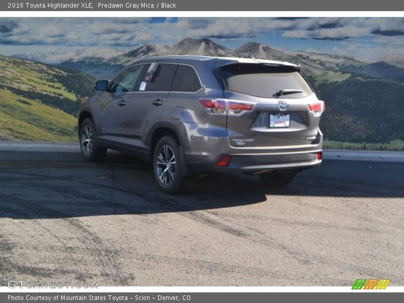 Predawn Gray Mica / Black 2016 Toyota Highlander XLE