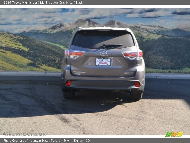Predawn Gray Mica / Black 2016 Toyota Highlander XLE