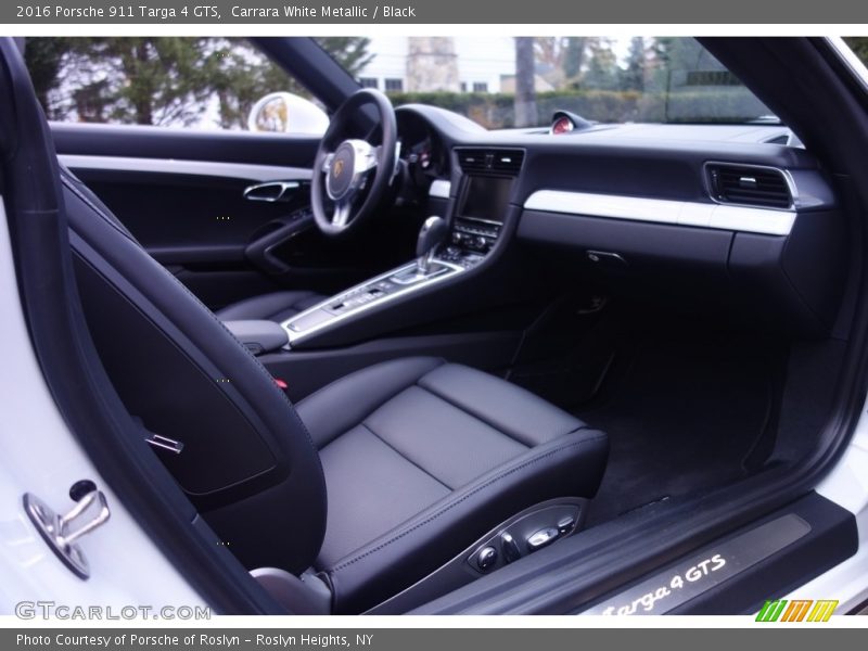 Carrara White Metallic / Black 2016 Porsche 911 Targa 4 GTS