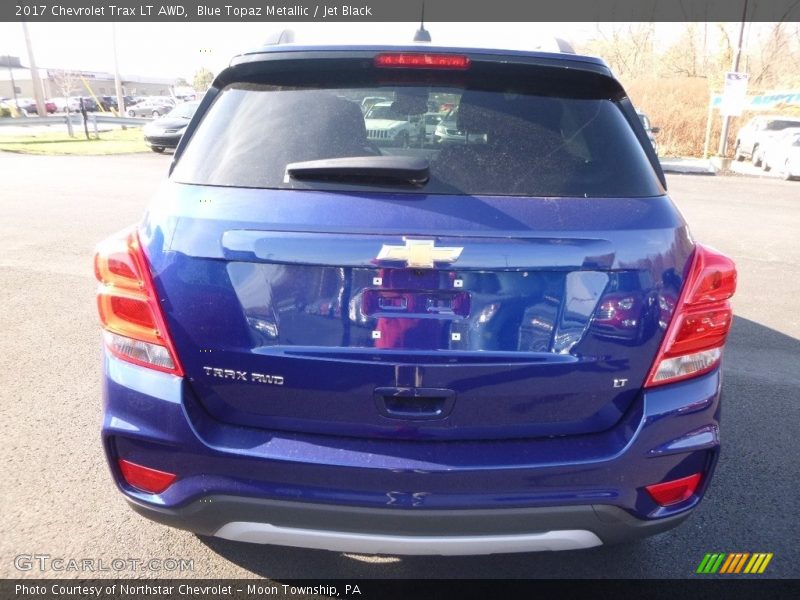  2017 Trax LT AWD Logo