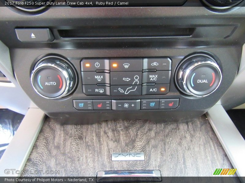 Controls of 2017 F250 Super Duty Lariat Crew Cab 4x4