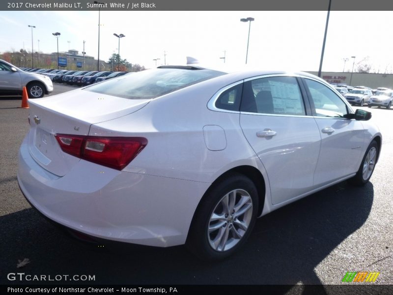 Summit White / Jet Black 2017 Chevrolet Malibu LT