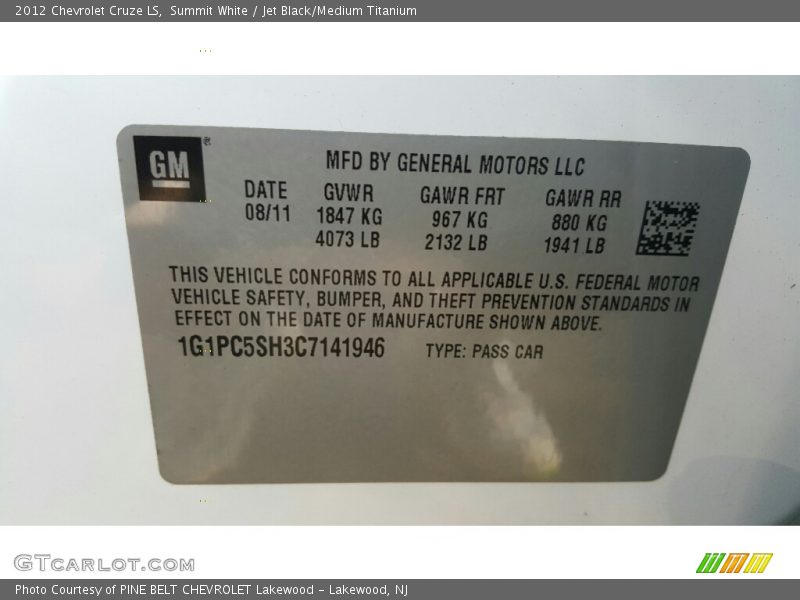 Summit White / Jet Black/Medium Titanium 2012 Chevrolet Cruze LS