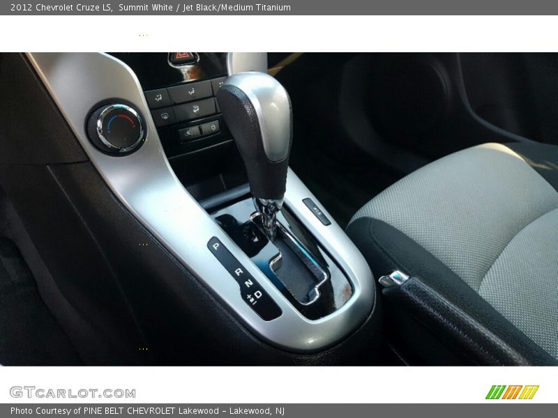 Summit White / Jet Black/Medium Titanium 2012 Chevrolet Cruze LS