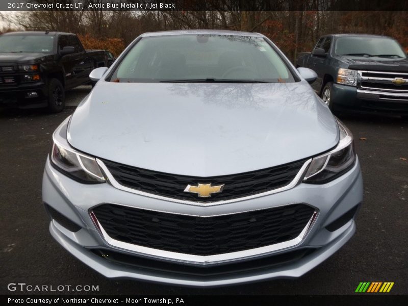 Arctic Blue Metallic / Jet Black 2017 Chevrolet Cruze LT
