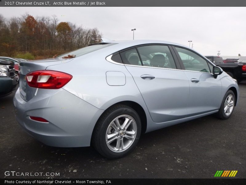 Arctic Blue Metallic / Jet Black 2017 Chevrolet Cruze LT