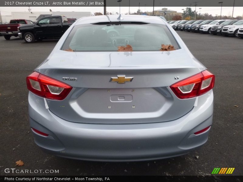 Arctic Blue Metallic / Jet Black 2017 Chevrolet Cruze LT