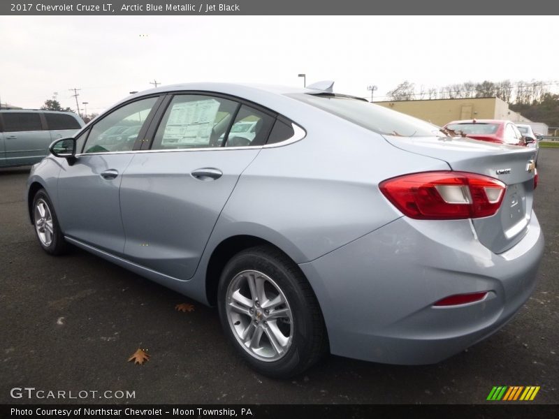Arctic Blue Metallic / Jet Black 2017 Chevrolet Cruze LT