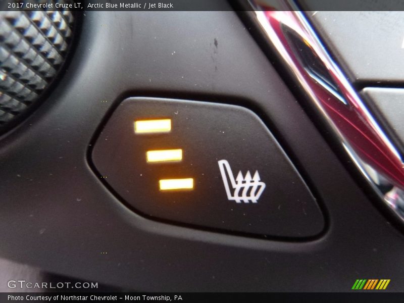 Arctic Blue Metallic / Jet Black 2017 Chevrolet Cruze LT