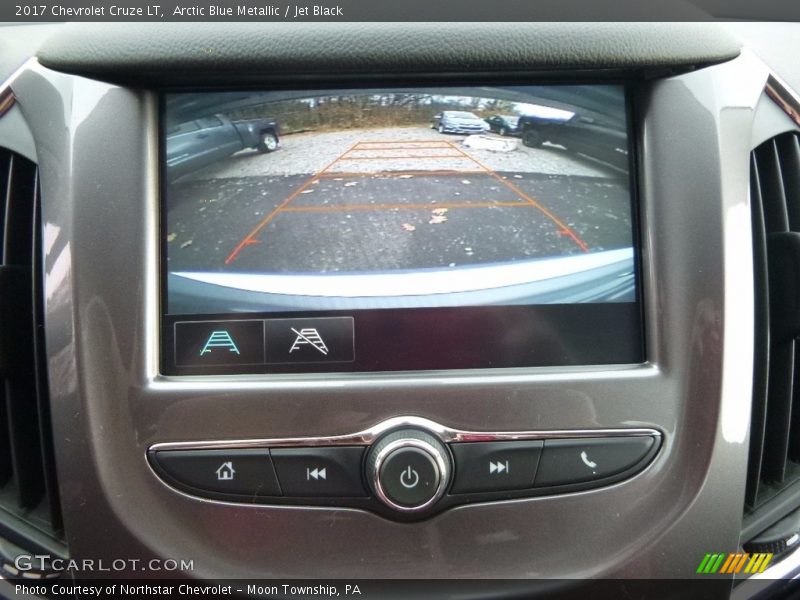 Arctic Blue Metallic / Jet Black 2017 Chevrolet Cruze LT