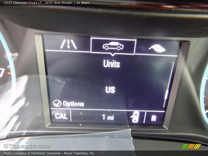 Arctic Blue Metallic / Jet Black 2017 Chevrolet Cruze LT